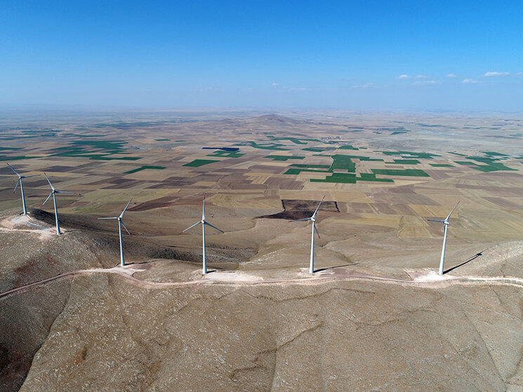 Windpark Kırşehir in der Türkei | © Bildnachweis: iStock.com/Muhammed Zeynel Ozturk