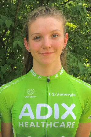 Radfahrerin Bahnradteam RLP mit 123energie als Sponsor