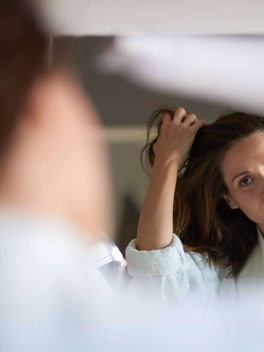 Spiegel, Frau, Haare, Föhn, Bademantel