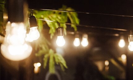 Nacht, Glühbirne, Lampen, leuchtet, draußen, Lichterkette